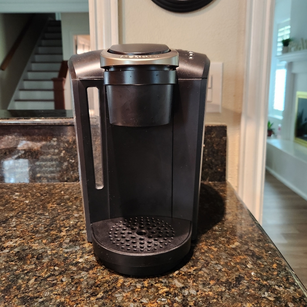 Keurig K-Select Coffee Maker